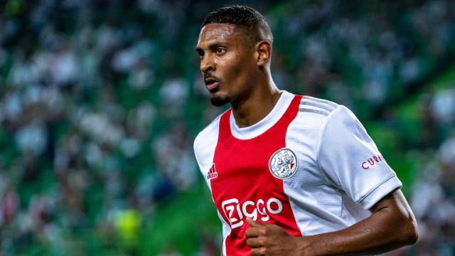 必发APP-官方：阿莱当选本轮欧冠MVP 生涯欧冠首秀便进4球